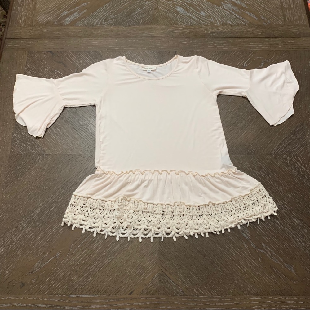 Lady’s World Off white cotton 3/4 sleeves lace embellishment blouse top Size 8